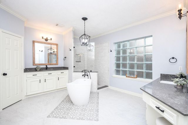 2107 Pecan Trail Drive, Richmond, TX 77406