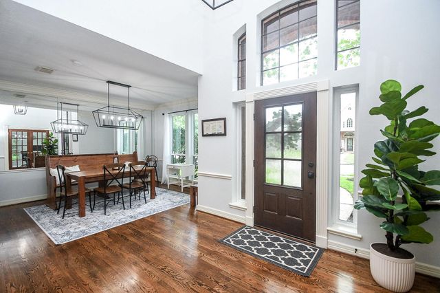 2107 Pecan Trail Drive, Richmond, TX 77406