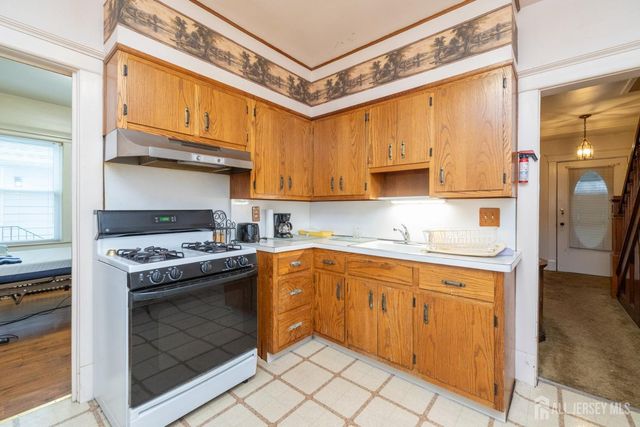 30 Mageira Street, South River, NJ 08882