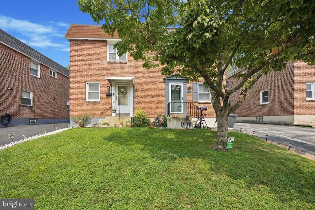 661 17TH AVE, Prospect Park, PA 19076