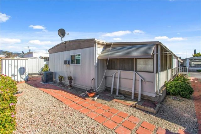 12220 5th St 142, Yucaipa, CA 92399