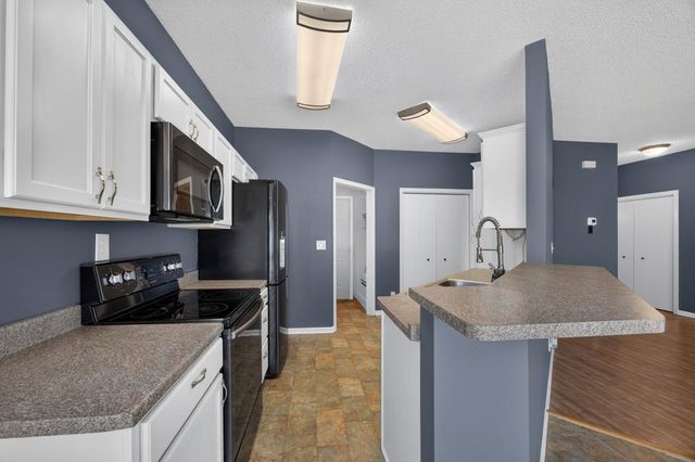 4306 Ivy Avenue SE, Rochester, MN 55904