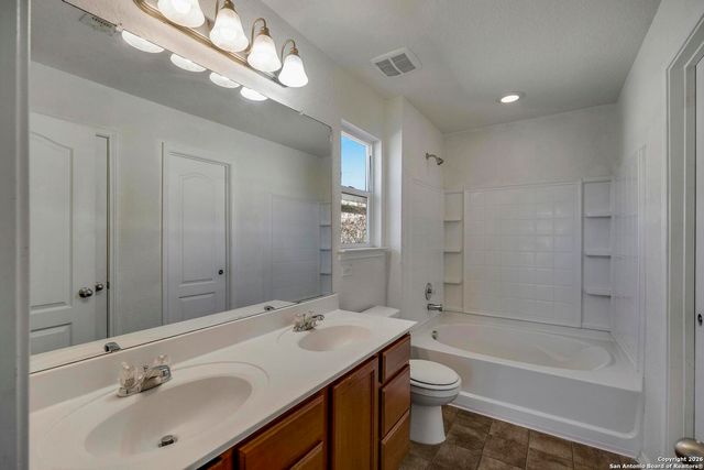 2435 Sundrop Bay, San Antonio, TX 78224