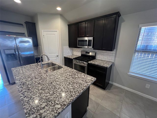 7263 Barrington Ridge Lane, Richmond, TX 77407