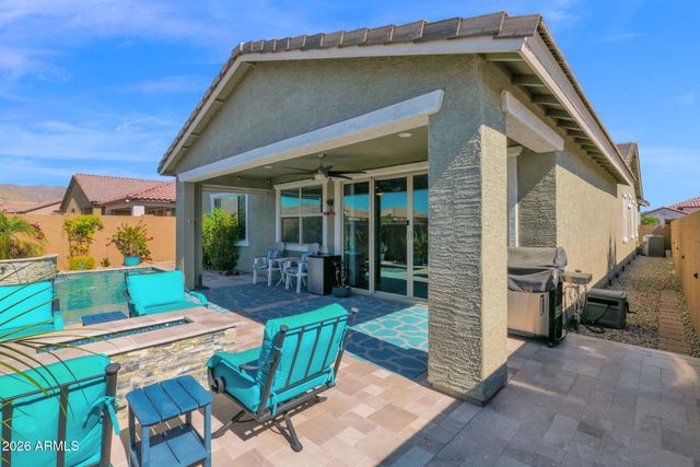 19607 W BADGETT Lane, Litchfield Park, AZ 85340