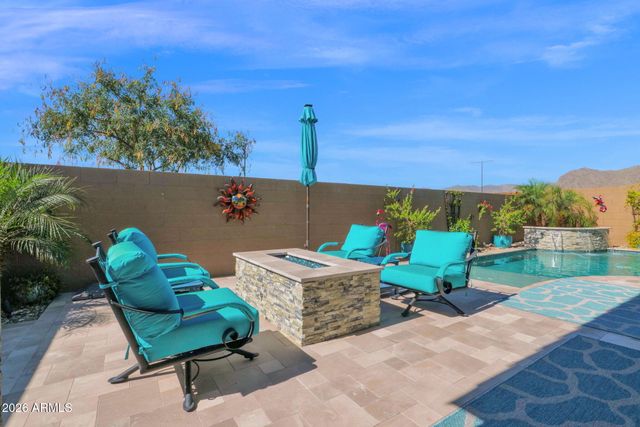 19607 W BADGETT Lane, Litchfield Park, AZ 85340