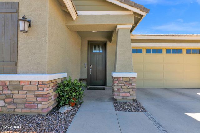 19607 W BADGETT Lane, Litchfield Park, AZ 85340