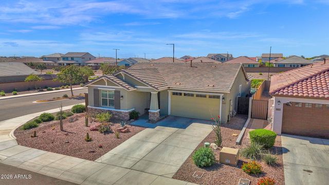 19607 W BADGETT Lane, Litchfield Park, AZ 85340