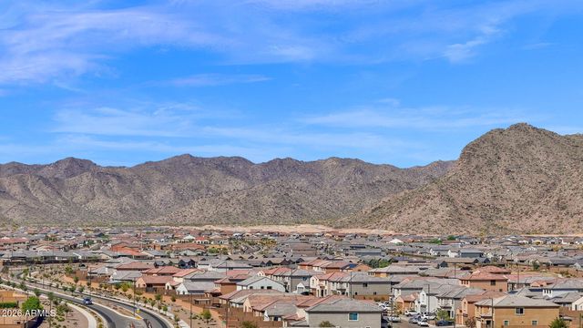 19607 W BADGETT Lane, Litchfield Park, AZ 85340