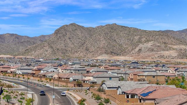 19607 W BADGETT Lane, Litchfield Park, AZ 85340