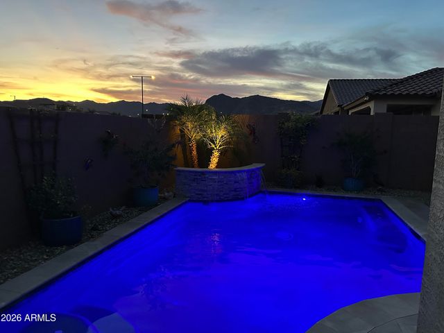 19607 W BADGETT Lane, Litchfield Park, AZ 85340