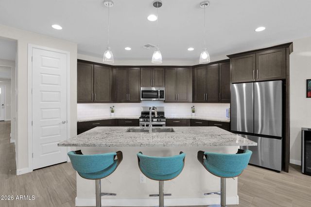 19607 W BADGETT Lane, Litchfield Park, AZ 85340