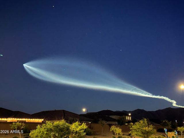 19607 W BADGETT Lane, Litchfield Park, AZ 85340