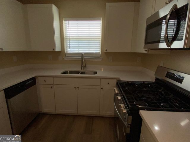 154 Parkview Place Drive, Mcdonough, GA 30253