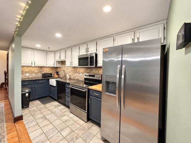 200 Market St 617, Lowell, MA 01852