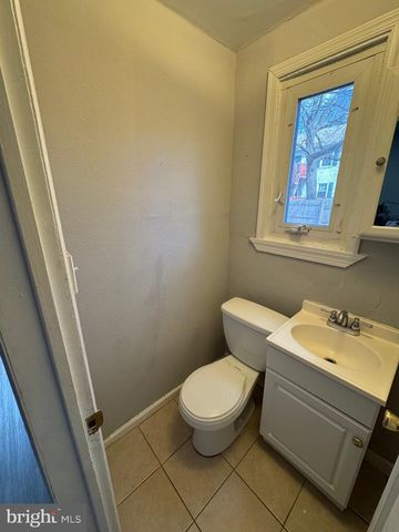 729 E HAVERFORD RD, Bryn Mawr, PA 19010