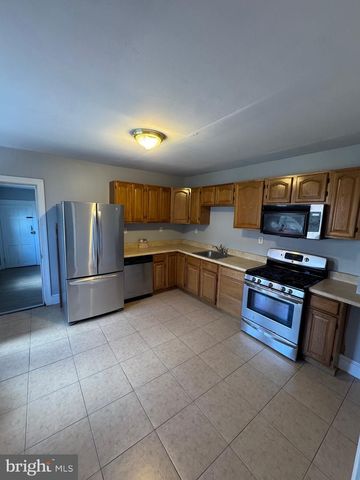 729 E HAVERFORD RD, Bryn Mawr, PA 19010