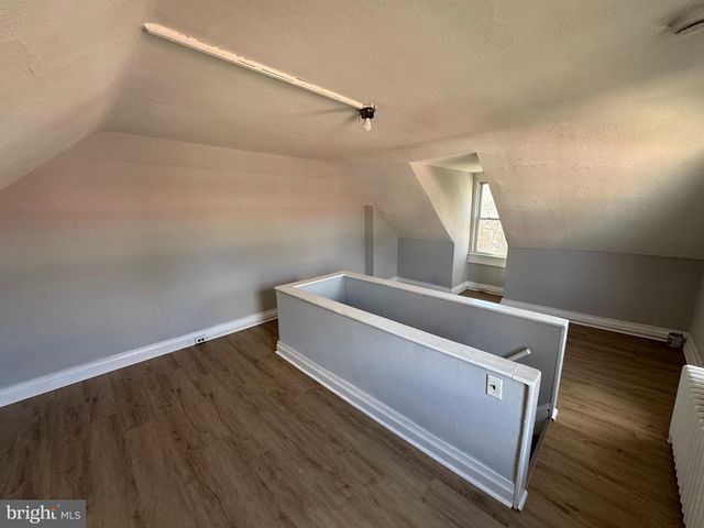 729 E HAVERFORD RD, Bryn Mawr, PA 19010