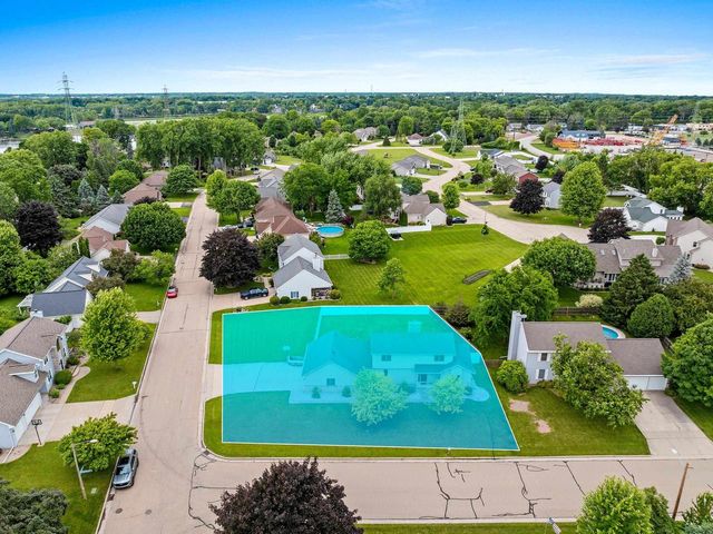 1657 HICKORY HOLLOW LANE, Menasha, WI 54952