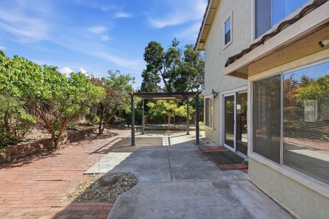 201 Knights Circle, Vallejo, CA 94591