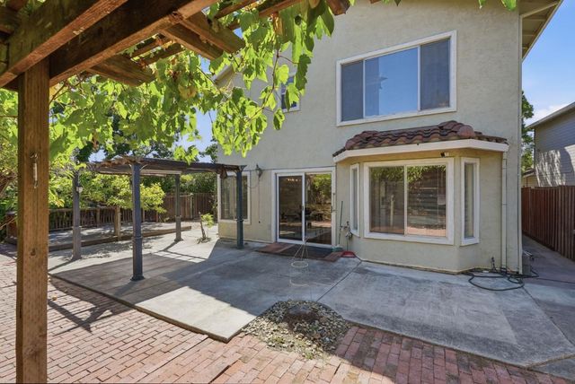 201 Knights Circle, Vallejo, CA 94591