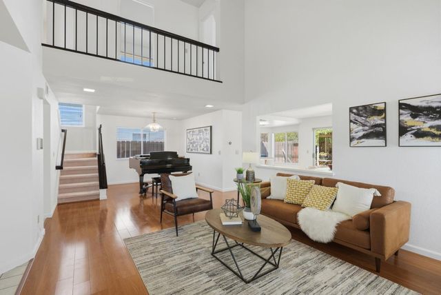 201 Knights Circle, Vallejo, CA 94591