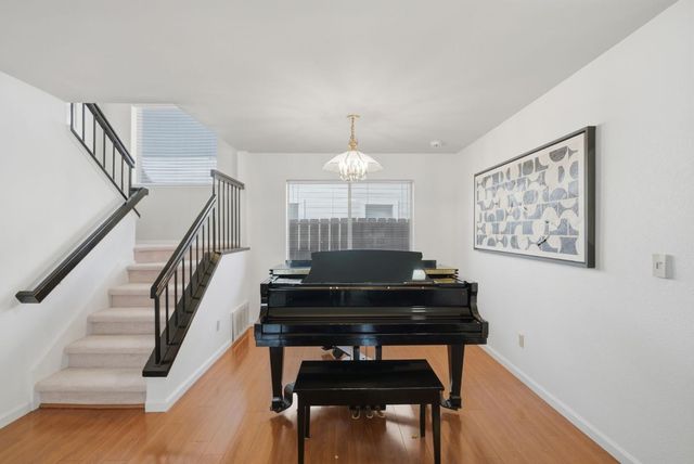 201 Knights Circle, Vallejo, CA 94591
