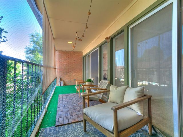 6100 N Brookline Avenue 20, Oklahoma City, OK 73112