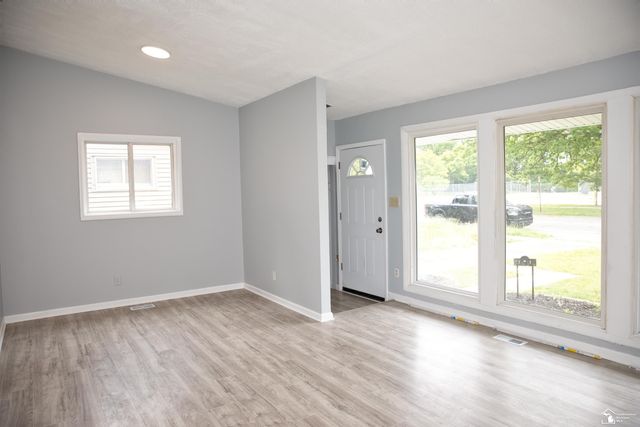 19278 Berg Road, Detroit, MI 48219