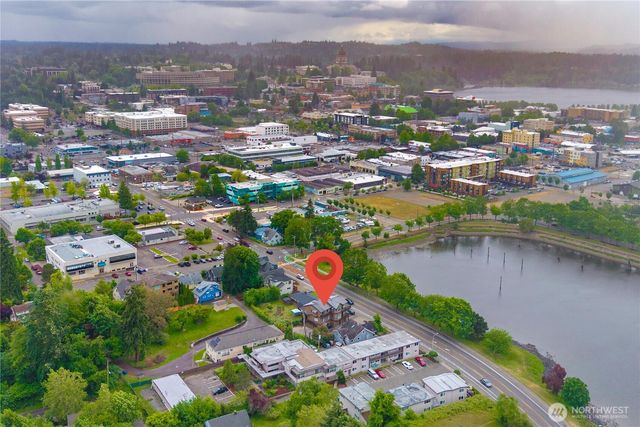 330 E Bay Drive NE, Olympia, WA 98506