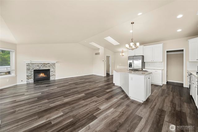 330 E Bay Drive NE, Olympia, WA 98506