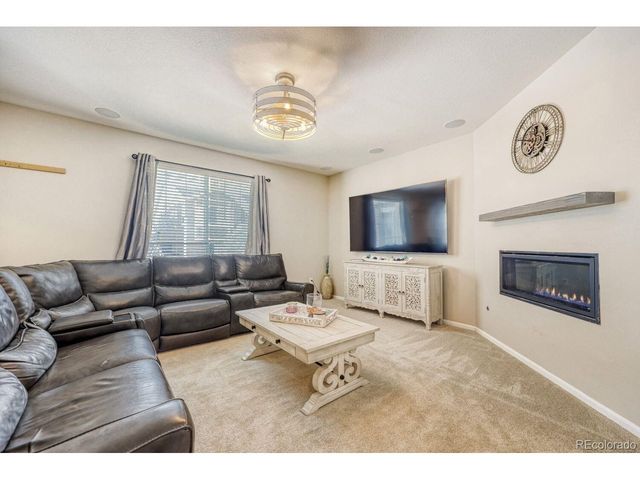 4647 Gray Wolf Ln, Castle Rock, CO 80104