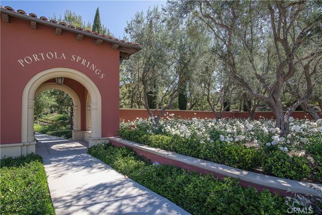 150 Full Moon, Irvine, CA 92618