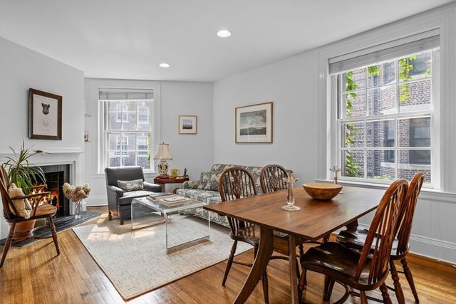 1 West Hill Place, Boston, MA 02114