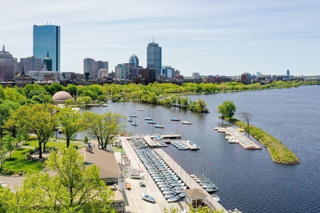 1 West Hill Place, Boston, MA 02114