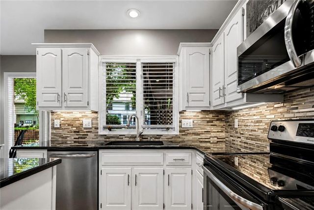 12037 S Hallet Street, Olathe, KS 66062
