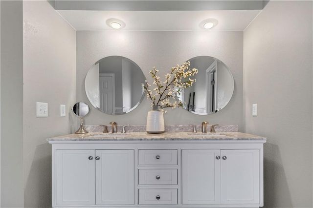 12037 S Hallet Street, Olathe, KS 66062