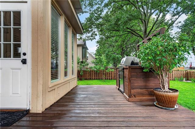 12037 S Hallet Street, Olathe, KS 66062