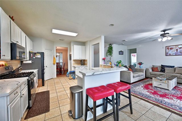 11819 Leaf Oak Drive, Houston, TX 77065