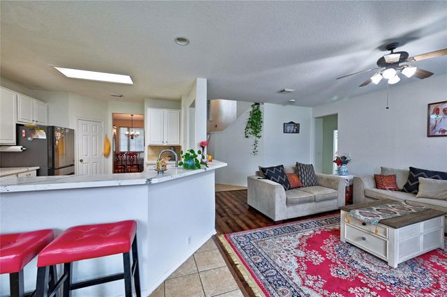 11819 Leaf Oak Drive, Houston, TX 77065