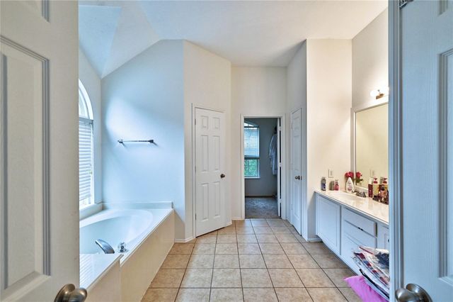 11819 Leaf Oak Drive, Houston, TX 77065