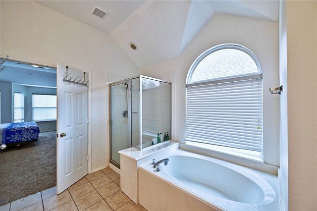 11819 Leaf Oak Drive, Houston, TX 77065