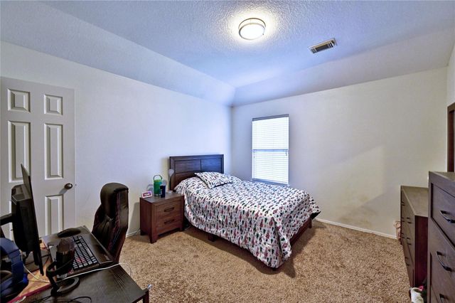 11819 Leaf Oak Drive, Houston, TX 77065