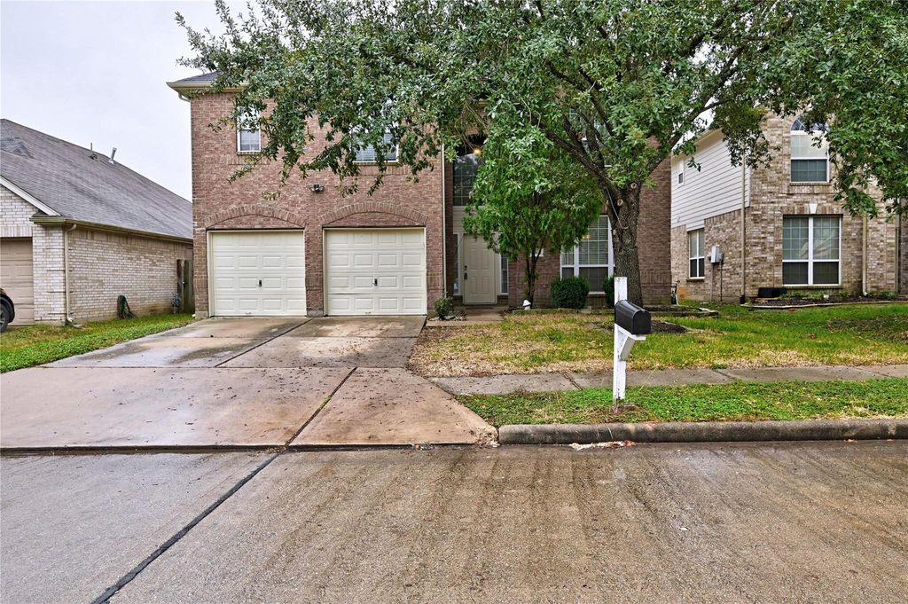 11819 Leaf Oak Drive, Houston, TX 77065