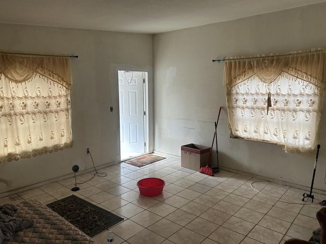 14035 NW 6th Avenue, North Miami, FL 33168