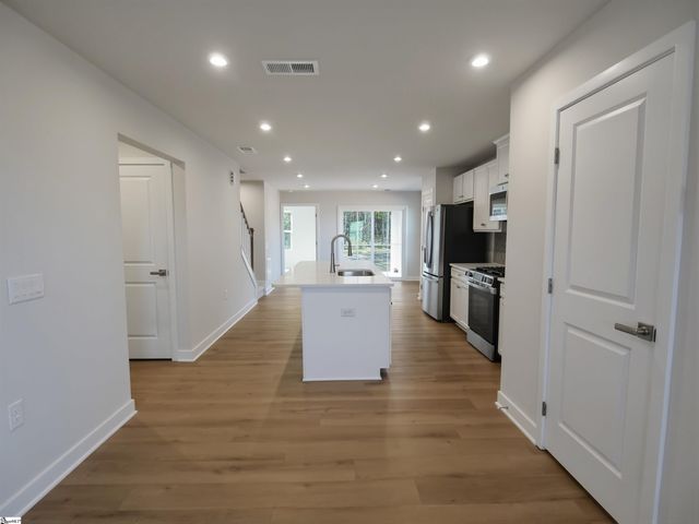 609 Cold Springs Road, Anderson, SC 29621