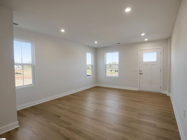 609 Cold Springs Road, Anderson, SC 29621