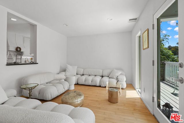 411 Linnie Canal, Venice (los Angeles), CA 90291
