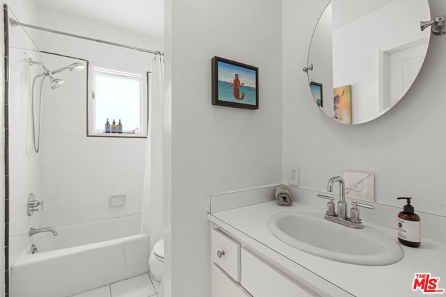 411 Linnie Canal, Venice (los Angeles), CA 90291