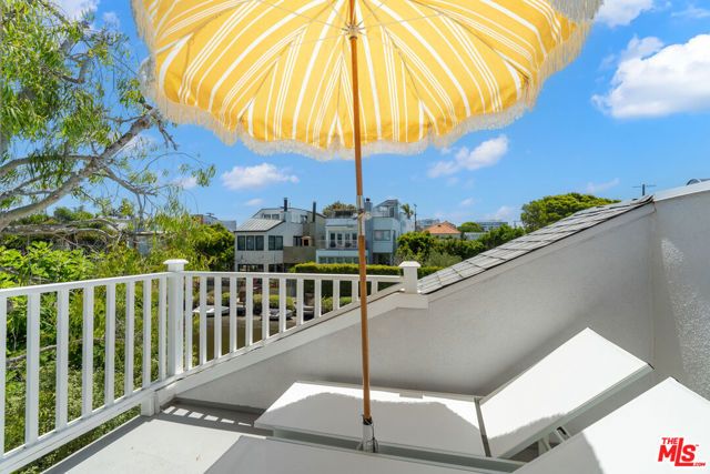 411 Linnie Canal, Venice (los Angeles), CA 90291